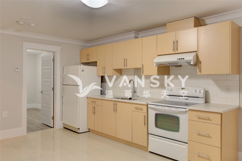 260402133616_3 lower 2 bed kitchen only.jpeg